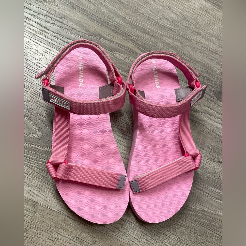 Women's Pink Sandals